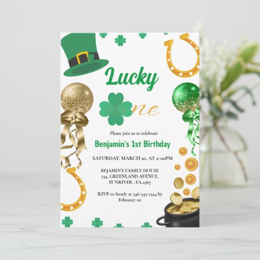 Lucky One Eerste Verjaardag St Patrick's Day Jonge Kaart (Staand voorkant)