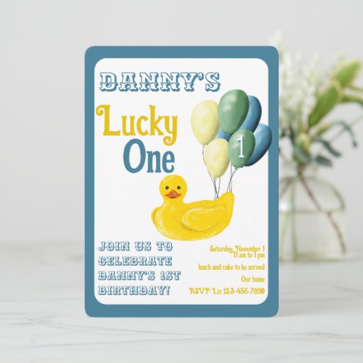 Lucky One eerste verjaardag uitnodiging (Staand voorkant)