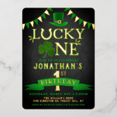 Lucky One Krijtbord 1e Verjaardag Echt Folie Uitnodiging (Voorkant)