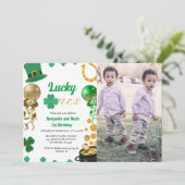 Lucky One Twin 1e Verjaardag St Patrick's Day Boy Kaart (Staand voorkant)