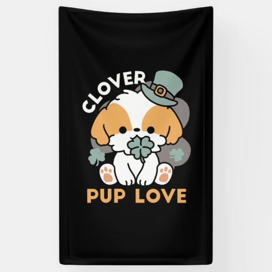 Lucky Pup met Klaver - St. Patrick's Day Gift Spandoek (Verticaal)