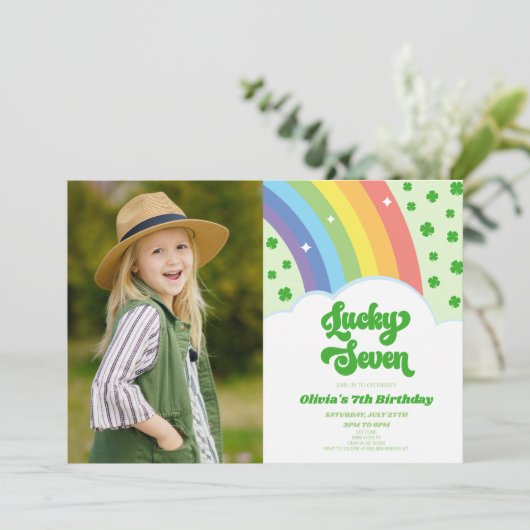 Lucky Seven Rainbow Clover 7e verjaardagsfeestje Kaart (Staand voorkant)