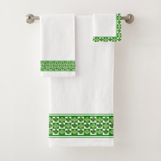 Lucky Shamrocks Bad Handdoek (Insitu)