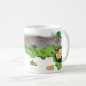 Lucky Squirrel met potten goud Koffiemok (Voorkant rechts)