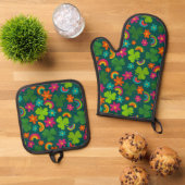 Lucky St. Patrick's Day Patterned Ovenwant & Pannenlap Set (Top down)