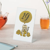 Lucky table number reclamebord met voetstuk (Insitu)