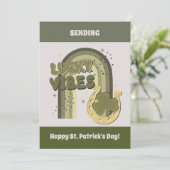 Lucky Vibes Boho St Patrick's Day Ierse Klaver Feestdagenkaart (Staand voorkant)