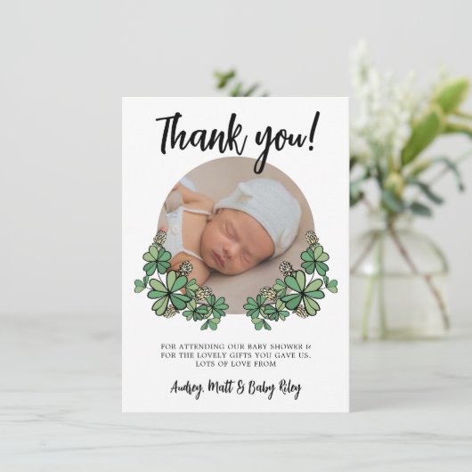 Lucky White Clovers Foto Baby shower Bedankkaart (Staand voorkant)