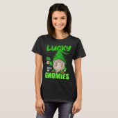 lucky with my gnomies Irish st patricks day gnome T-shirt (Voorkant volledig)