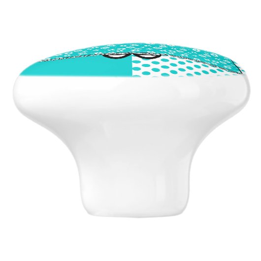 Lucy Doll met Aqua Polka Dot Background Keramische Knop (Zijkant)