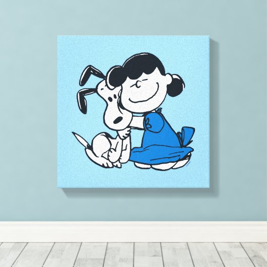 Lucy Hugging Snoopy Canvas Afdruk (Insitu (Houten vloer))