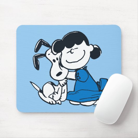 Lucy Hugging Snoopy Muismat (Met muis)