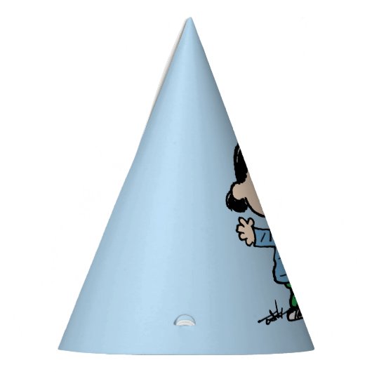 Lucy met wapenbreed feesthoedjes (Links)