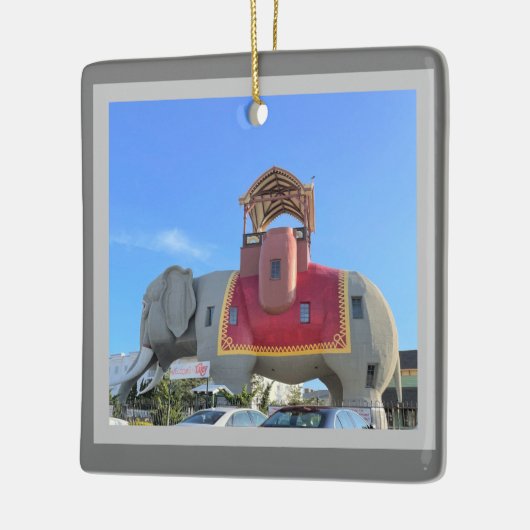 Lucy the Elephant Keramisch Ornament (Links)