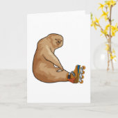 Luiaard als inlineskater met inline schaatsen kaart (Gele Bloem)