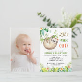 Luiaard Feestje | Hangerige Luiaard Meisje Verjaar Kaart (Staand voorkant)