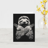 Luiaard grappig kostuum cadeau voor luie mensen kaart (Gele Bloem)