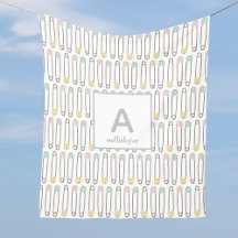 Luierspeldenpatroon Monogram Fleece Deken