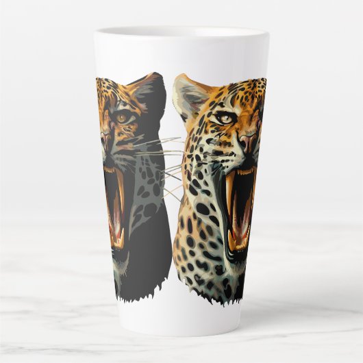 Luipaard brullende aanvalskop latte mok (Voorkant)