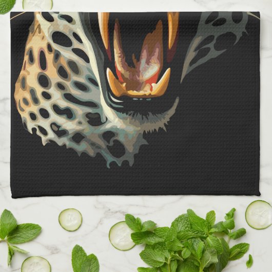 Luipaard brullende aanvalskop theedoek (Gevouwen)