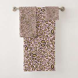 Luipaard dierlijke afdruk op roze bad handdoek