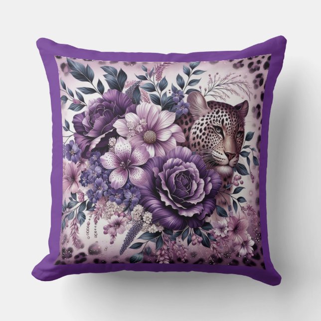 Luipaard met paarse bloemen kussen (Voorkant)