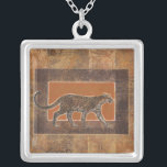 Luipaard op Oranje en bruine achtergrond Zilver Vergulden Ketting<br><div class="desc">Norman Wyatt heeft een geweldig collectie kunst die de schoonheid van dieren weergeeft. De achtergrond is Afrika-themed,  met scherpe sinaasappels en browns en de tekening van een luipaard bovenop het mengen perfect met het. Geniet vandaag nog van de beste natuur met dit afbeelding.</div>