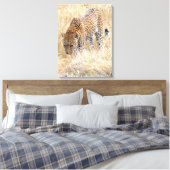 LUIPAARD OP PATROUILLE CANVAS AFDRUK (Insitu (Slaapkamer))