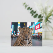 Luipaard op Times Square Feestdagenkaart (Staand voorkant)
