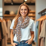 Luipaard Print-Blauw en Bruin- Sjaal<br><div class="desc">Luipaardprint in blauwe en bruine sjaal – Chique, stijlvol en gepersonaliseerd Wrap jezelf in elegantie met onze luipaardprint in blauwe en bruine sjaal. Dit opvallende accessoire heeft een moderne twist op een klassieke dierenprint, waarbij vet blauwe en warm bruine tinten worden gecombineerd voor een look die zowel fel als modieus...</div>