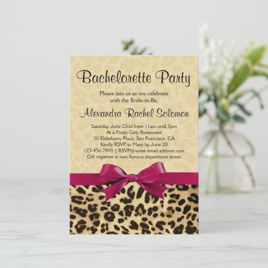 Luipaard Print Roze Bachelorette Party Uitnodiging (Staand voorkant)