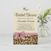 Luipaard Print Roze Bow Bruidsdouche uitnodiging (Staand voorkant)