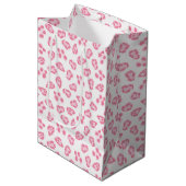 Luipaard Stip in Roze Medium Cadeauzakje (Voorkant Gekanteld)
