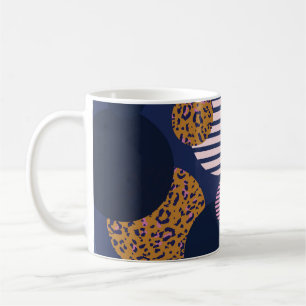 Luipaard Stippen: Donkerblauwe elegantie. Koffiemok