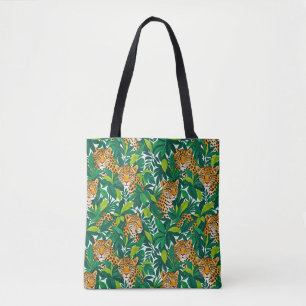 Luipaarden tussen weelderig tropisch groen tote bag