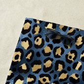 Luipaardpatroon Blauw Goud Monogram Strandlaken (In situ)