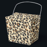 Luipaardprint Bedankdoosjes<br><div class="desc">Deze feestelijk favoriete doos is weergegeven in een moderne safari luipaardprint.
Kleuren beige en bruine tinten.
Maatwerk dit item of koop zoals getoond.



Stock afbeelding</div>
