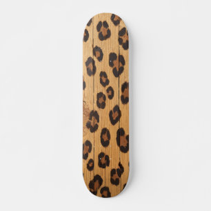 Luipaardprint Dierenpatroon op Rustiek Hout Persoonlijk Skateboard