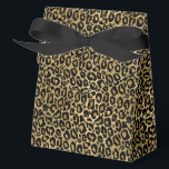 Luipaardprint Feestbehandeldoos Bedankdoosjes<br><div class="desc">De feestgunstdoos wordt getoond met een mooie glanzende glitter luipaardprint. 
Pas dit item aan of koop het zoals het is.
Tip: Voeg gewoon je lekkere traktaties toe en een beetje feestelijke lint.



Gelicenseerde afbeelding</div>