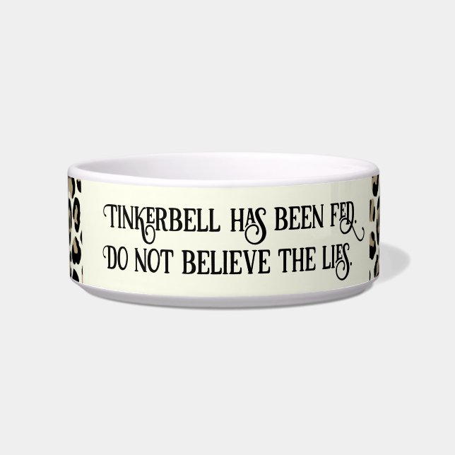 Luipaardprint, kat is humoristisch gevoed voerbakje (Voorkant)