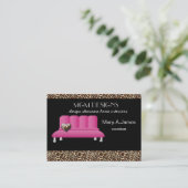 Luipaardprint roze sofa trendy interieur decorator visitekaartje (Staand voorkant)