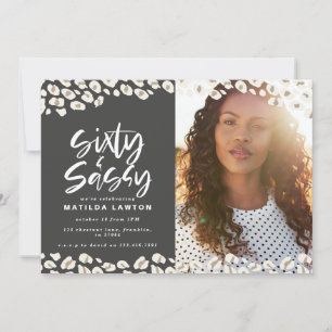 Luipaardprint zestig en sassy 60ste verjaardag fot
