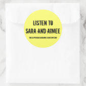 Luister naar Sara en Aimee Ronde Sticker (Tas)