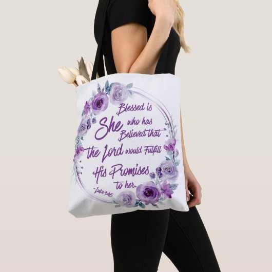 Lukas 1:45 Gezegend is zij met Paarse bloemen Tote Bag (Dichtbij)