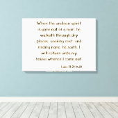 Luke 11:24 Bijbelverse KJV Wall Art Canvas Afdruk (Insitu (Houten vloer))