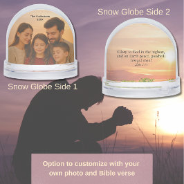 Luke 2:14 Family At Prayer Sneeuwbol