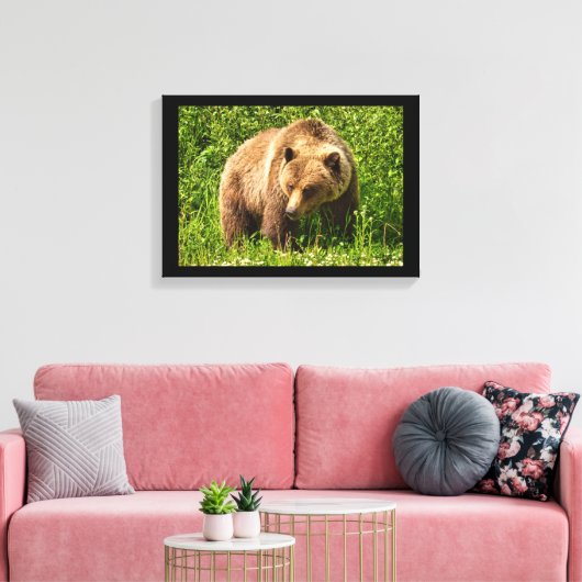 Lumbering Grizzly Beer Canvas afdrukken (Insitu (Woonkamer))
