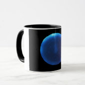 Luminol op een radijs mok (Voorkant links)