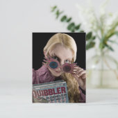 Luna Lovegood gluurt over bril Briefkaart (Staand voorkant)