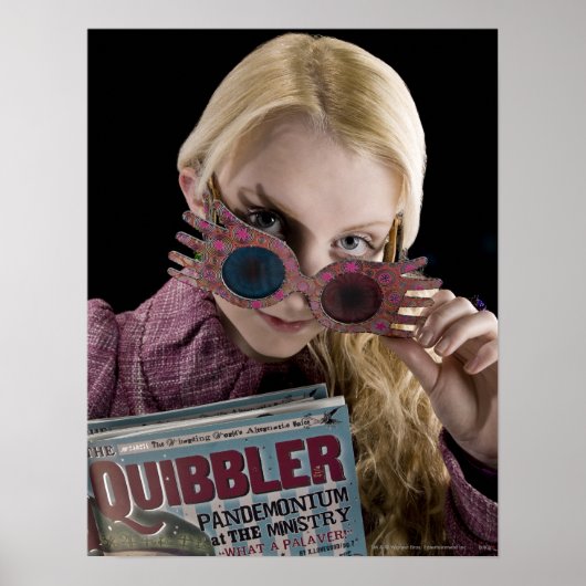 Luna Lovegood Kijkt Over Bril Poster (Voorkant)